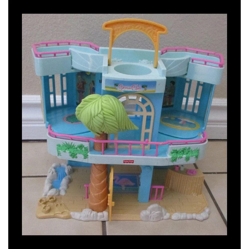 Fisher Price Sweet Streets Beach House with Very Rare Ocean Mat